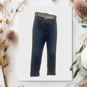 Levi's Classic Straight Dark Denim Jeans Size 6